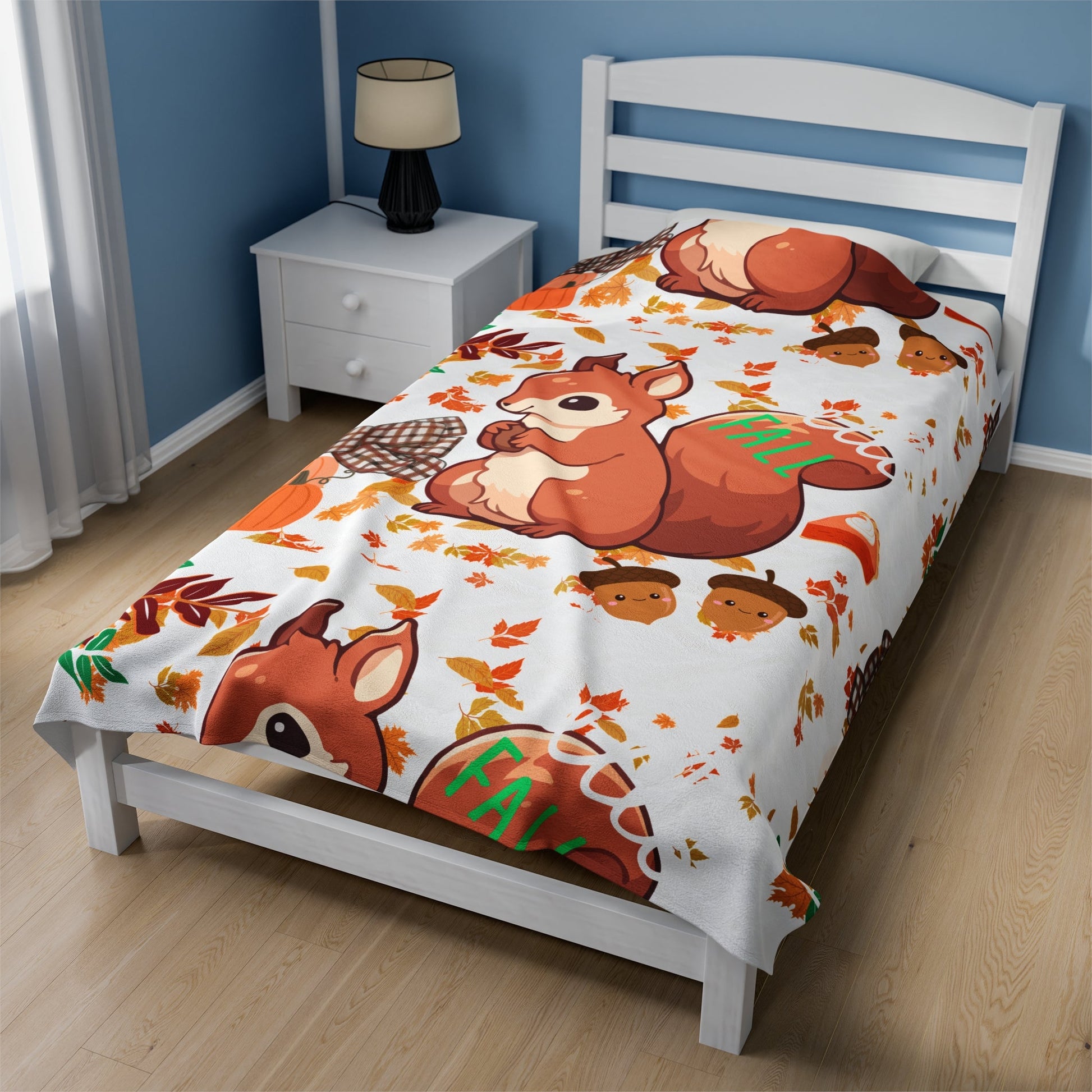 Cutesy Squirrel | Velveteen Plush Throw Blanket - Totally Bri LLC